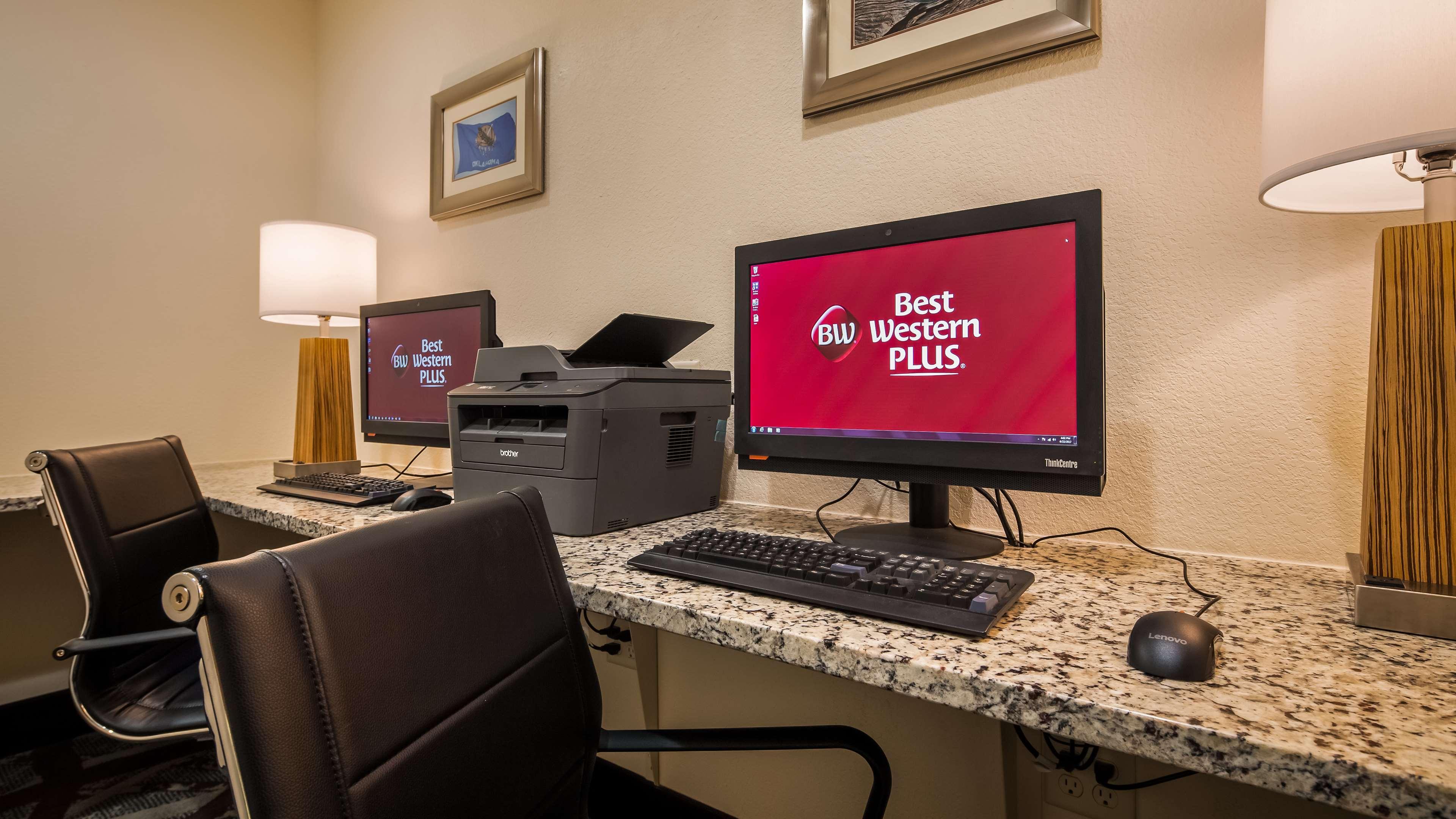Best Western Plus/Executive Residency Elk City Eksteriør billede