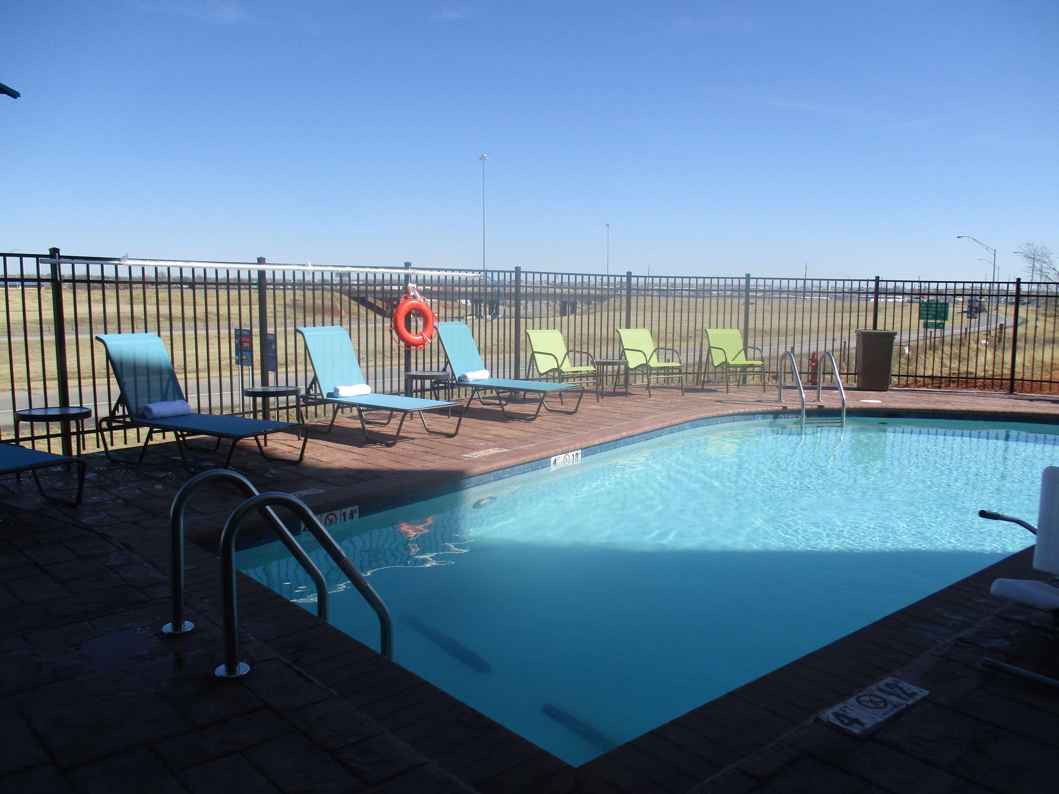 Best Western Plus/Executive Residency Elk City Eksteriør billede